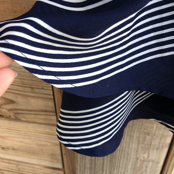 Worn once! - LOVE CULTURE Crop Tank - Picture 5 of 7